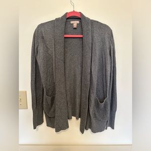 Women’s grey cardigan